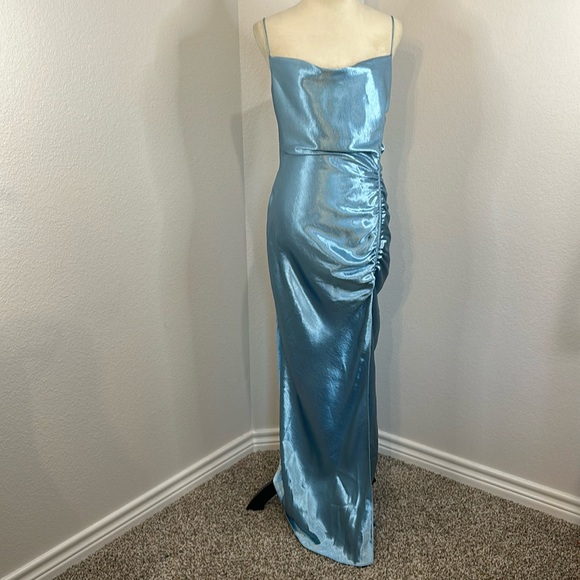 Sachin & Babi Jennings Ruched Hammered Satin Side Slit Gown SIZE 4 NWT - Picture 5 of 12